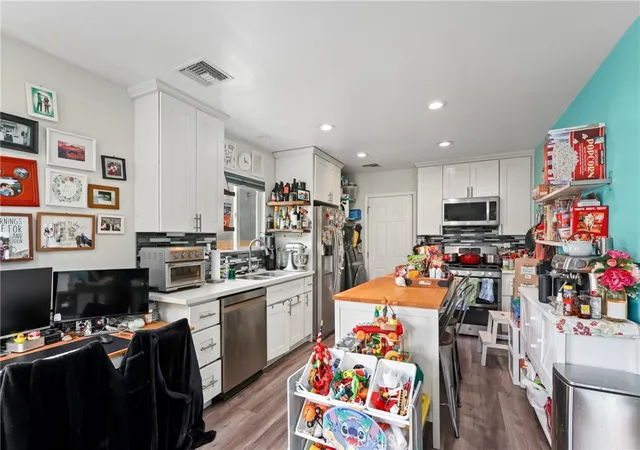 Photo 4 of Single family home for sale at 1127 S Shelton, Santa Ana, CA 92707 | MLS# SB26185001 | Listing updated on 2026-09-14