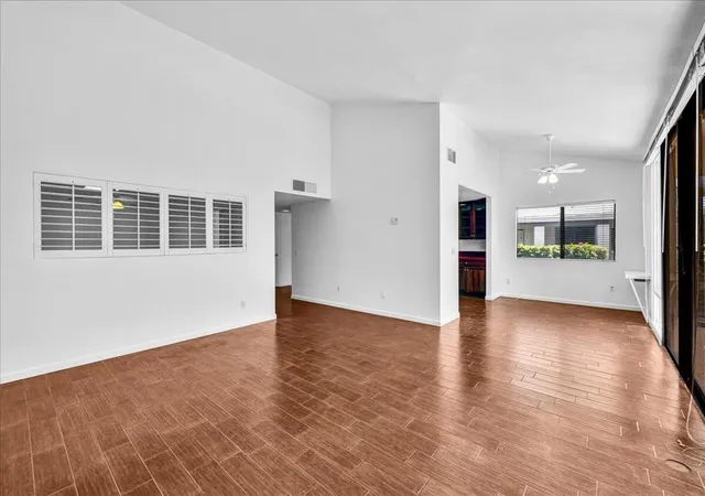 Photo 2 of Condo for sale at 1957 Grand Bahama Dr E, Palm Springs, CA 92264 | MLS# 219151786DA | Listing updated on 2026-09-15