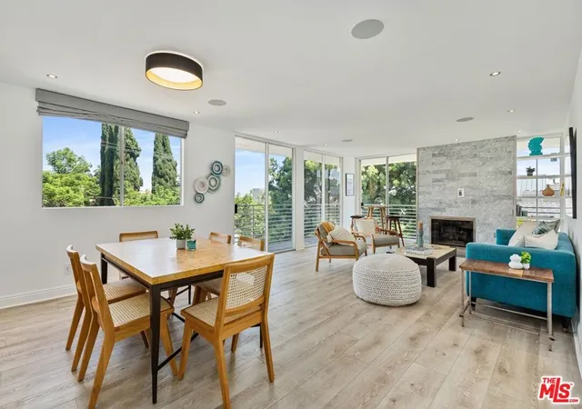 Listing Photo 2 - Condo for sale in building located at 1129 Larrabee St, West Hollywood, CA 90069 - Unit #8
