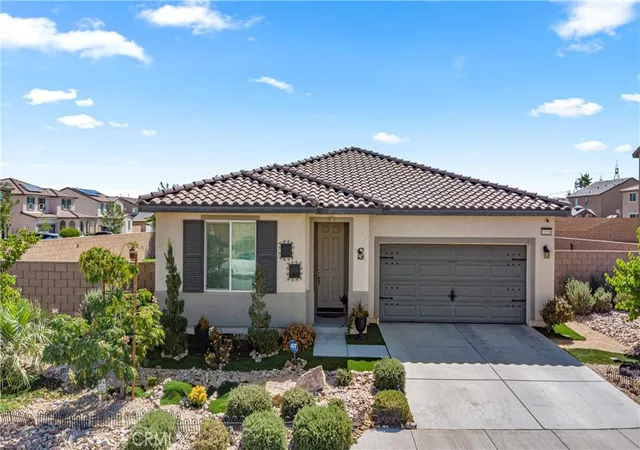 Photo 2 of Single family home for sale at 13559 Vox Ln, Victorville, CA 92392 | MLS# CV26185276 | Listing updated on 2026-10-02