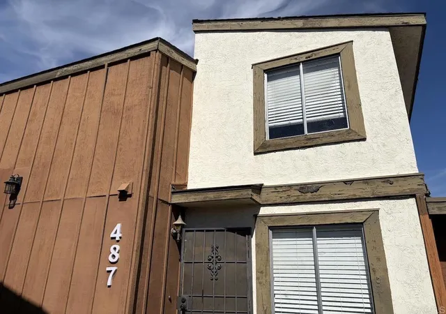 Photo 2 of Condo for sale at 487 S Lincoln Ave, El Cajon, CA 92020 | MLS# NDP2607963 | Listing updated on 2026-09-14