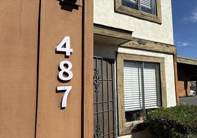 Photo 3 of Condo for sale at 487 S Lincoln Ave, El Cajon, CA 92020 | MLS# NDP2607963 | Listing updated on 2026-09-14