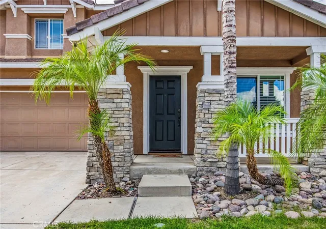 Photo 2 of Single family home for sale at 31959 Botany Ct, Lake Elsinore, CA 92532 | MLS# SW26185532 | Listing updated on 2026-09-14