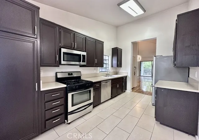 Photo 3 of Condo for sale at 2542 W Macarthur, Santa Ana, CA 92704 | MLS# PW26185945 | Listing updated on 2026-10-02