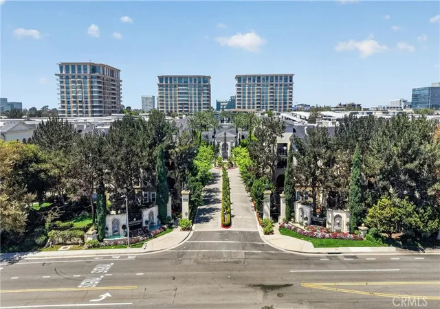 Photo 3 of Sale Pending at 3422 Watermarke, Irvine, CA 92612 | MLS# PW26186067 | Listing updated on 2026-09-15