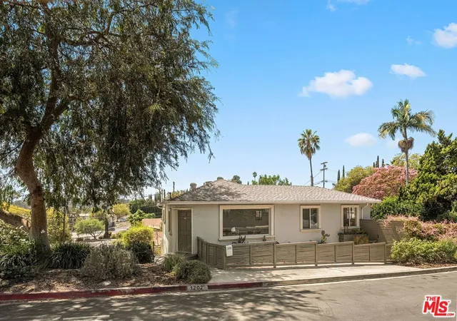 Photo 3 of Single family home for sale at 1202 Kipling Ave, Los Angeles, CA 90041 | MLS# 26876777 | Listing updated on 2026-10-07
