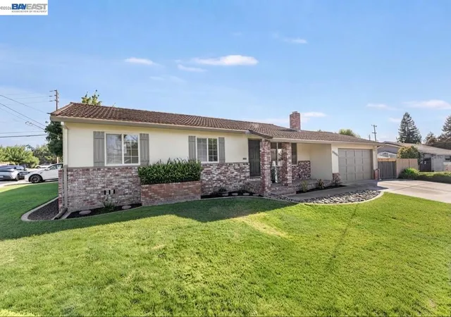 Photo 2 of Sale Pending at 3993 Santa Clara Way, Livermore, CA 94550 | MLS# 41146092 | Listing updated on 2026-09-18