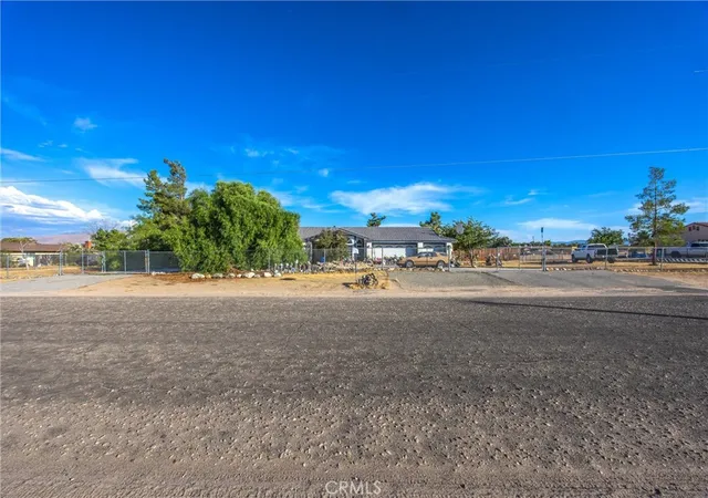 Photo 3 of Single family home for sale at 17821 Mauna Loa, Hesperia, CA 92345 | MLS# HD26185370 | Listing updated on 2026-09-15