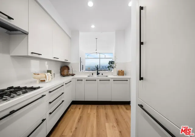 Photo 1 of Condo for sale at 900 W Olympic Blvd #27D, Los Angeles, CA 90015 | MLS# 26876917 | Listing updated on 2026-09-15