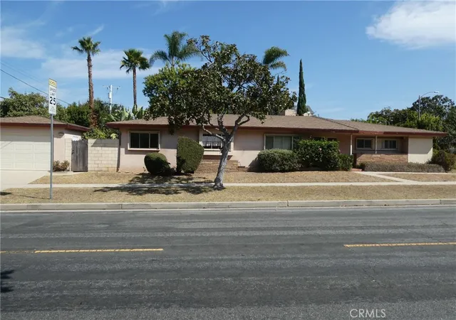 Photo 2 of Single family home for sale at 7927 Kentwood Ave, Los Angeles, CA 90045 | MLS# GD26185316 | Listing updated on 2026-09-15