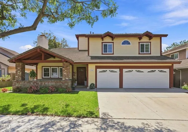 Photo 1 of Single family home for sale at 1910 Ivanhoe Ave, Oxnard, CA 93030 | MLS# V1-38393 | Listing updated on 2026-10-01