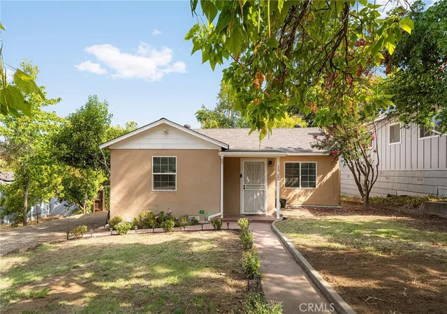 Photo 2 of Single family home for sale at 15 Oak Park Way, Oroville, CA 95966 | MLS# SN26186336 | Listing updated on 2026-09-14