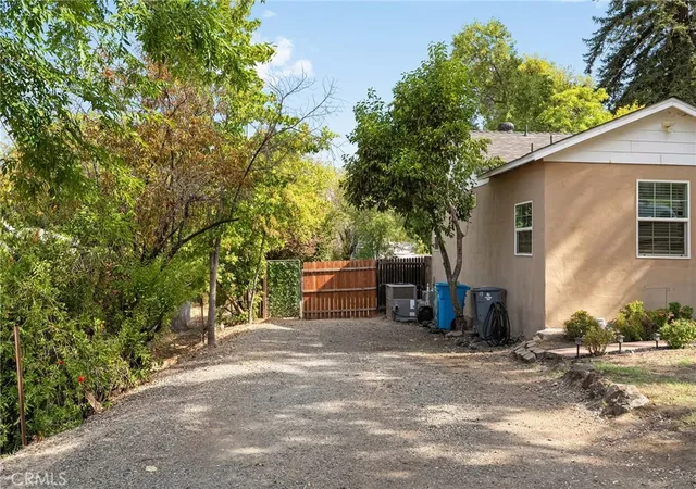 Photo 3 of Single family home for sale at 15 Oak Park Way, Oroville, CA 95966 | MLS# SN26186336 | Listing updated on 2026-10-07