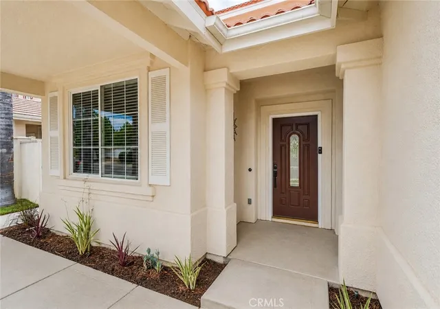 Photo 3 of Sale Pending at 24320 Calle Estancia, Murrieta, CA 92562 | MLS# WS26186585 | Listing updated on 2026-09-25