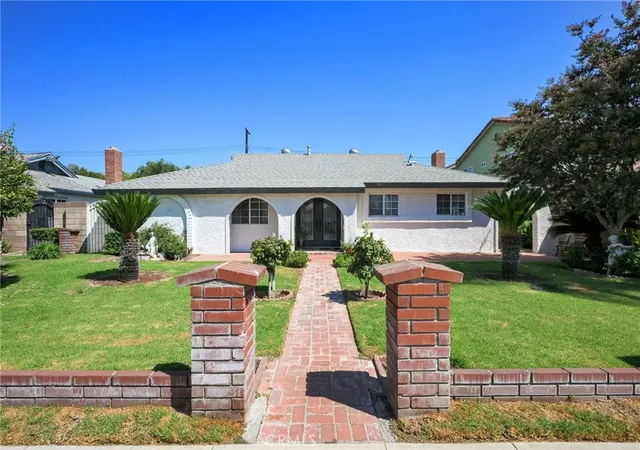 Single family home for sale at 1001 Highland Ct, Upland, CA 91786 | MLS# CV26184997