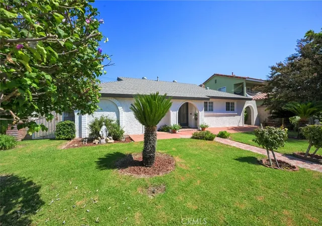 Photo 3 of Single family home for sale at 1001 Highland Ct, Upland, CA 91786 | MLS# CV26184997 | Listing updated on 2026-09-15