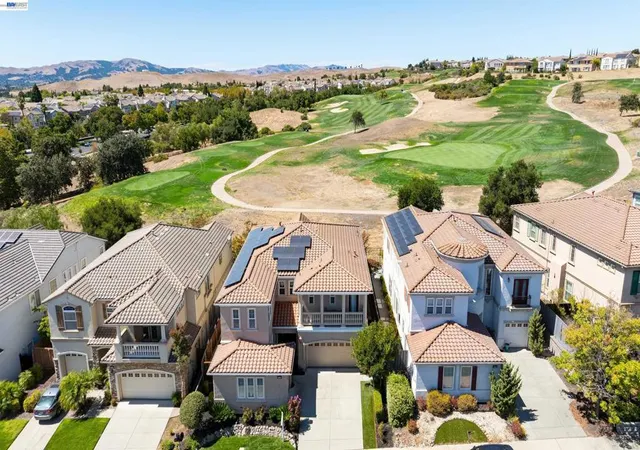 Photo 3 of Single family home for sale at 4972 Grayhawk Ct, Dublin, CA 94568 | MLS# 41146129 | Listing updated on 2026-09-14