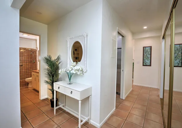Listing Photo 5 - Condo for sale in building located at 3375 Foothill Rd, Carpinteria, CA 93013 - Unit #712