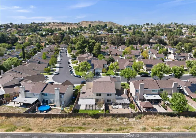 Photo 3 of Condo for sale at 16722 Shinedale Dr, Canyon Country, CA 91387 | MLS# SR26186749 | Listing updated on 2026-09-14