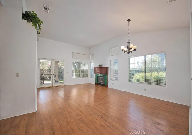Photo 3 of Townhouse for sale at 2464 Pleasant Grove Cir, Thousand Oaks, CA 91362 | MLS# SR26186814 | Listing updated on 2026-09-15