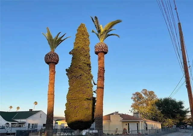 Photo 3 of Multi family home for sale at 10567 Ohio, Loma Linda, CA 92354 | MLS# SW26186913 | Listing updated on 2026-09-15
