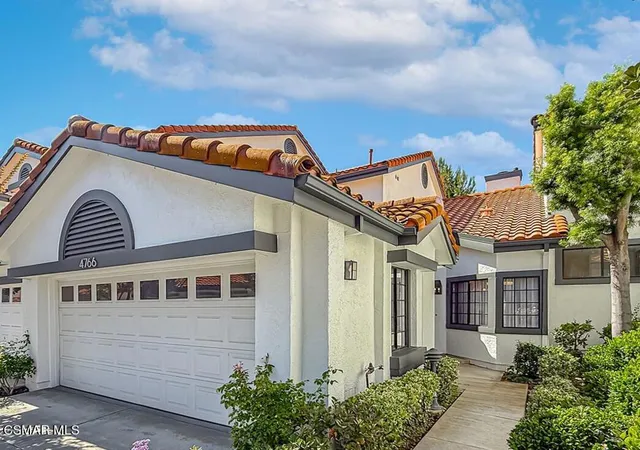Townhouse for sale at 4766 Taranto Wy, Oak Park, CA 91377 | MLS# 226004072