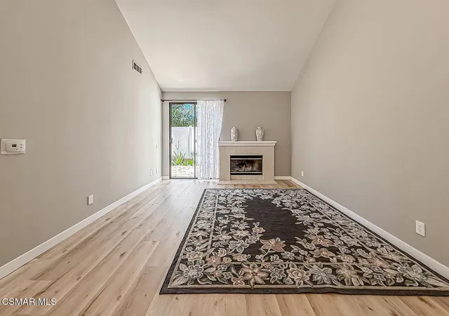 Photo 4 of Townhouse for sale at 4766 Taranto Wy, Oak Park, CA 91377 | MLS# 226004072 | Listing updated on 2026-09-15