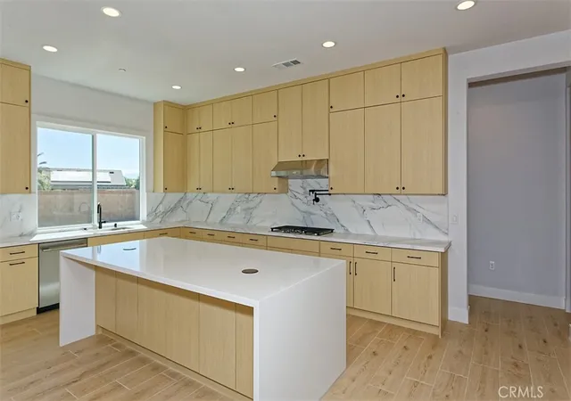 Photo 3 of Single family home for sale at 12985 Davona Dale Road, Apple Valley, CA 92308 | MLS# HD26182841 | Listing updated on 2026-09-20