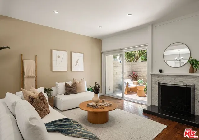 Photo 1 of Condo for sale at 32 Village Pkwy, Santa Monica, CA 90405 | MLS# 26876869 | Listing updated on 2026-09-14