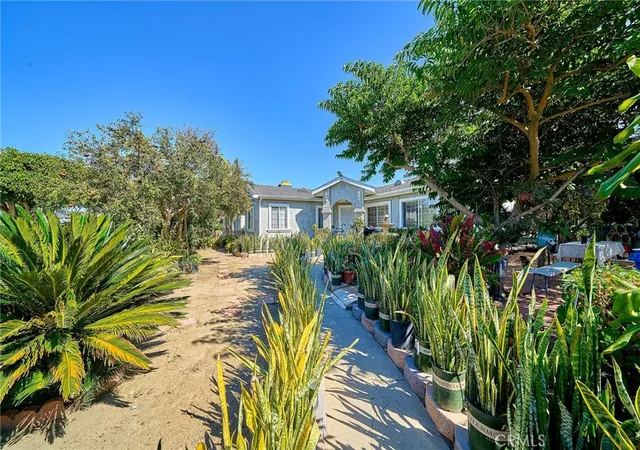 Photo 3 of Single family home for sale at 1390 W 33rd St, Long Beach, CA 90810 | MLS# PW26187144 | Listing updated on 2026-10-06