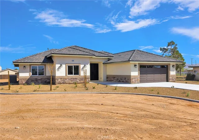 Photo 1 of Single family home for sale at 21960 Ramona, Apple Valley, CA 92307 | MLS# IG26187149 | Listing updated on 2026-09-14