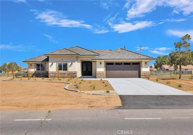 Photo 3 of Single family home for sale at 21960 Ramona, Apple Valley, CA 92307 | MLS# IG26187149 | Listing updated on 2026-09-14
