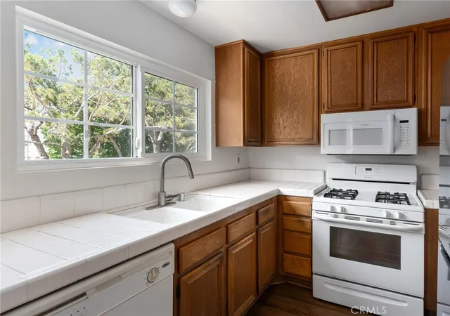 Photo 3 of Townhouse for sale at 2800 Plaza Del Amo #245, Torrance, CA 90503 | MLS# SB26184087 | Listing updated on 2026-09-14
