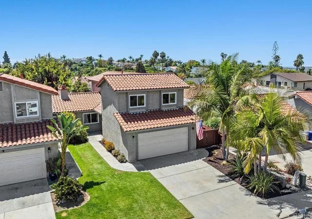 Photo 4 of Single family home for sale at 6705 Antilope St, Carlsbad, CA 92009 | MLS# NDP2608048 | Listing updated on 2026-09-14