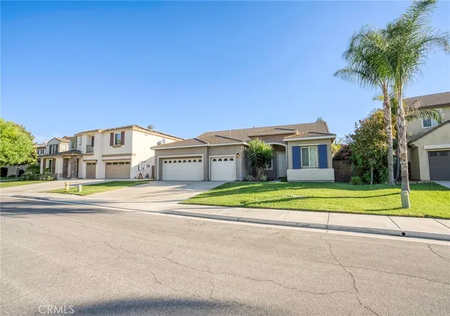 Photo 2 of Single family home for sale at 14465 Quarry Creek Ct, Eastvale, CA 92880 | MLS# TR26185845 | Listing updated on 2026-09-14