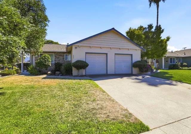 Sale Pending at 986 W Hacienda Ave, Campbell, CA 95008 | MLS# ML82059113 | Listing updated on 2026-09-14