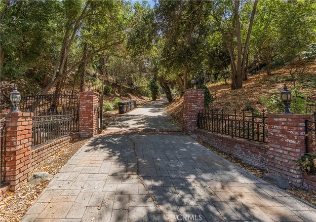 Photo 3 of Sale Pending at 2418 S Buenos Aires, Covina, CA 91724 | MLS# CV26185084 | Listing updated on 2026-10-05
