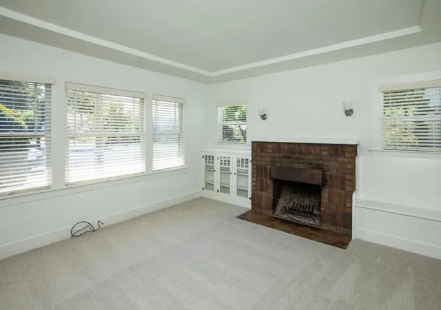 Photo 3 of Sale Pending at 196 N 17th St, San Jose, CA 95112 | MLS# ML82059180 | Listing updated on 2026-09-14