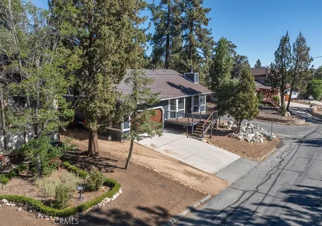 Photo 3 of Single family home for sale at 381 San Martin, Big Bear City, CA 92314 | MLS# IV26188081 | Listing updated on 2026-09-15