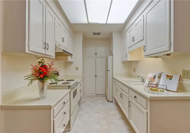 Photo 3 of Condo for sale at 2054 Via Mariposa #E, Laguna Woods, CA 92637 | MLS# OC26186009 | Listing updated on 2026-09-14