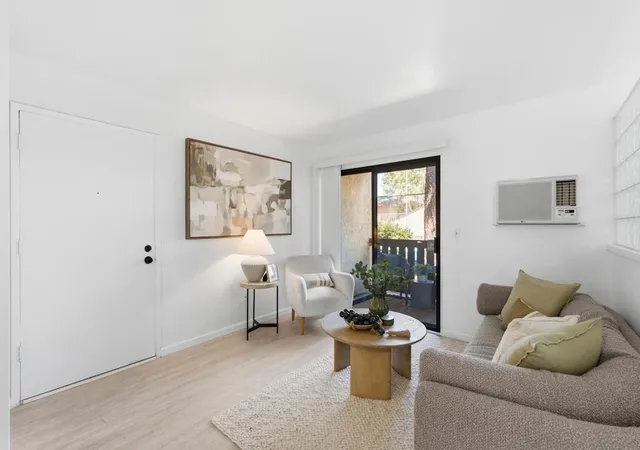 Listing Photo 4 - Condo for sale in building located at 10260 Black Mountain, San Diego, CA 92126 - Unit #131