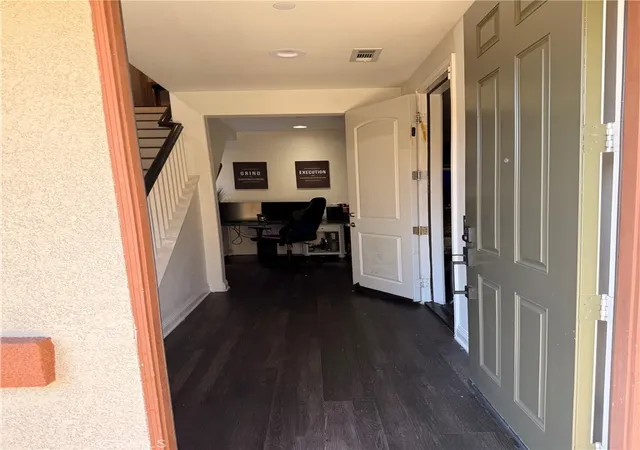 Photo 3 of Townhouse for sale at 9 Ibiza, Rancho Santa Margarita, CA 92688 | MLS# SW26178606 | Listing updated on 2026-09-15