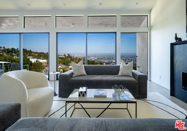 Photo 1 of Single family home for sale at 9336 Lloydcrest Dr, Beverly Hills, CA 90210 | MLS# 26893459 | Listing updated on 2026-09-15