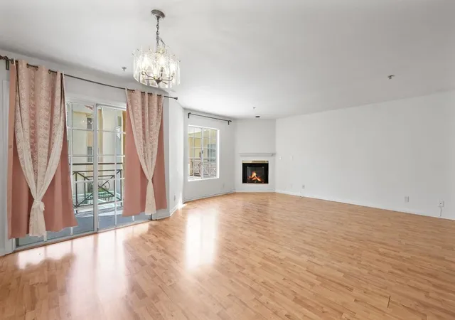 Photo 3 of Condo for sale at 1131 Campbell #212, Glendale, CA 91207 | MLS# 219151919PS | Listing updated on 2026-09-15