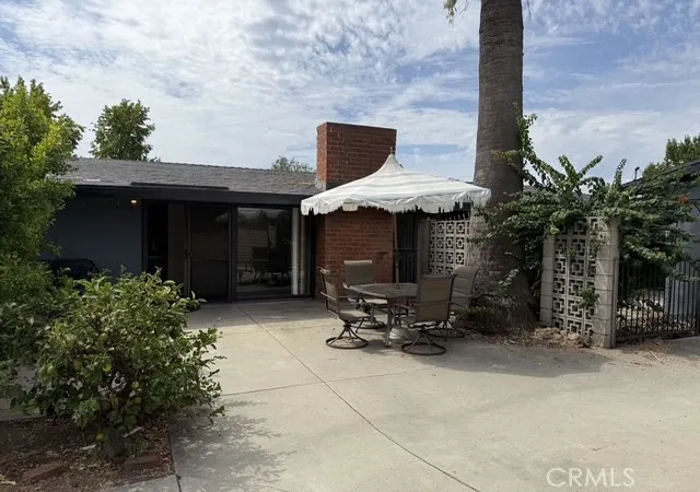 Photo 2 of Sale Pending at 14917 Clymer, Los Angeles, CA 91345 | MLS# SR26188290 | Listing updated on 2026-09-14