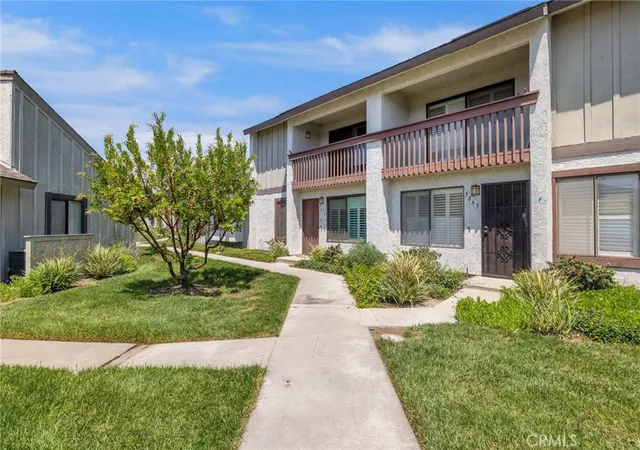 Photo 2 of Condo for sale at 1361 S Walnut #3875, Anaheim, CA 92802 | MLS# OC26188166 | Listing updated on 2026-09-14