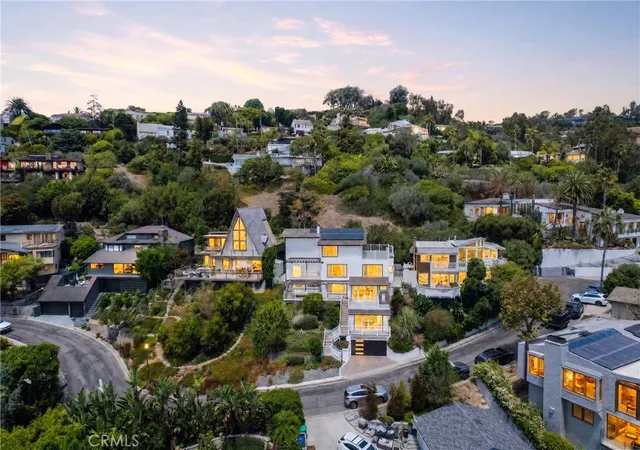 Photo 2 of Single family home for sale at 1414 Mar Vista, Laguna Beach, CA 92651 | MLS# LG26184856 | Listing updated on 2026-09-14