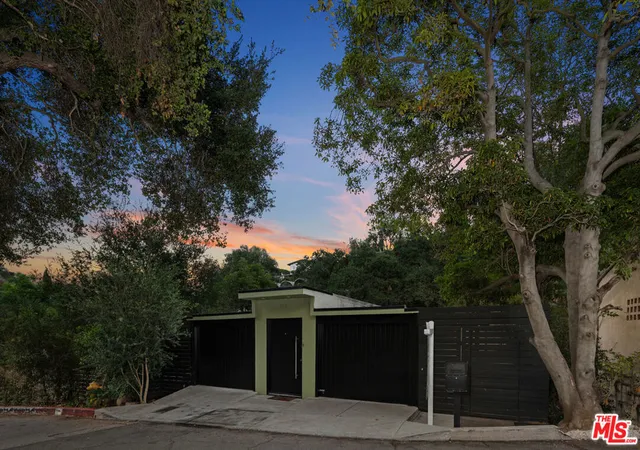 Photo 1 of Single family home for sale at 8867 Hollywood Hills Rd, Los Angeles, CA 90046 | MLS# 26898285 | Listing updated on 2026-09-14