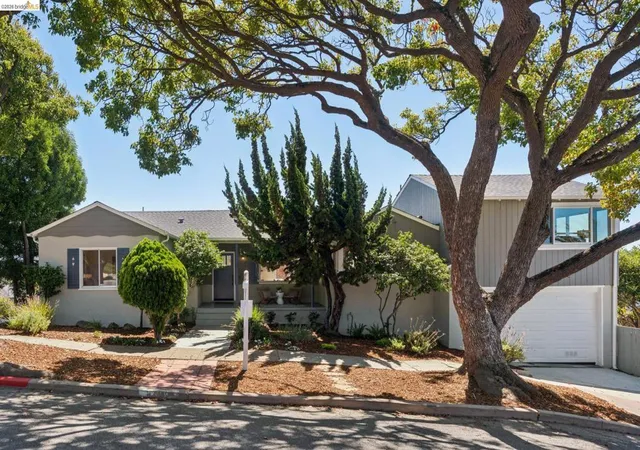 Photo 1 of Single family home for sale at 5718 Burlingame Ave, Richmond, CA 94804 | MLS# 41146423 | Listing updated on 2026-09-15