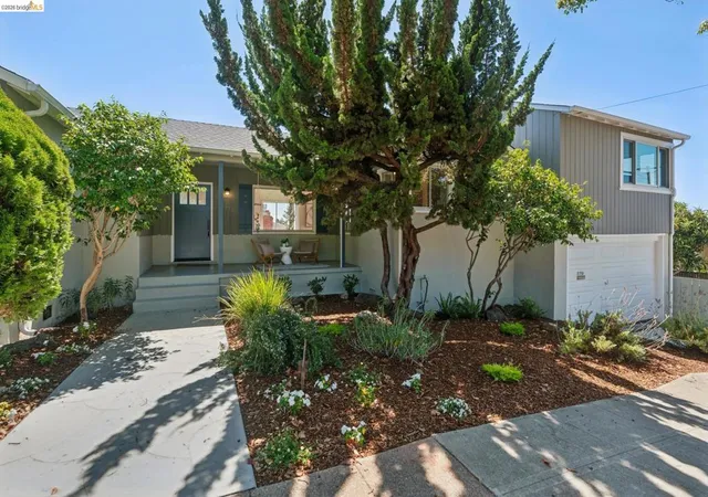 Photo 3 of Single family home for sale at 5718 Burlingame Ave, Richmond, CA 94804 | MLS# 41146423 | Listing updated on 2026-09-15